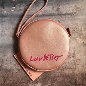 Betsey Johnson Bags - Betsey Johnson Wristlet Betsey Johnson Bags - Betsey Johnson Wristlet